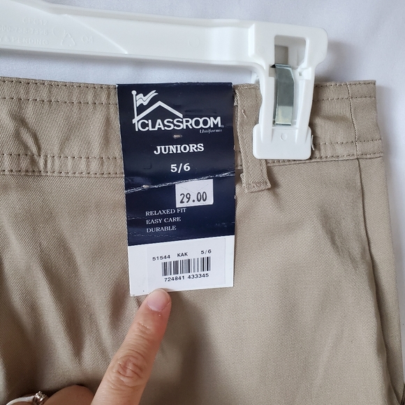 Khaki Capri - Picture 3 of 3